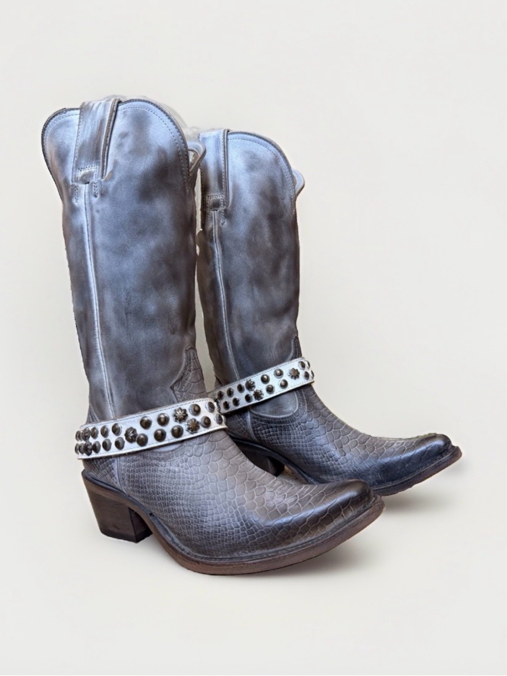 Freebird By Steven Falcon Western Studded Gray Croc Cowboy Boots 8 (fit 8.5-9)